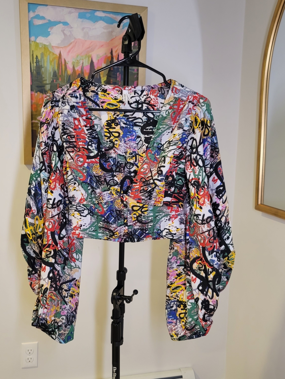 NWOT LIVE 4 TRUTH Multicolor Graffiti Print Balloon Sleeve Crop Top Y2K Size S